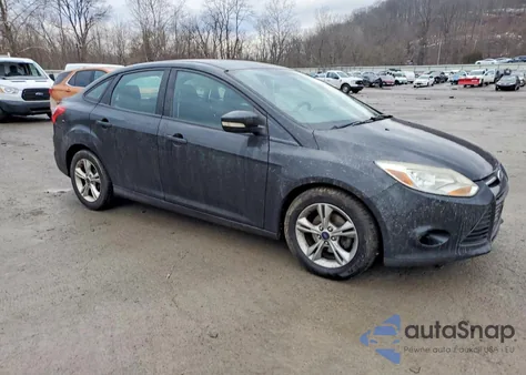 2013 Ford Focus Se z USA, uszkodzony, nr VIN 1FADP3F29DL331726